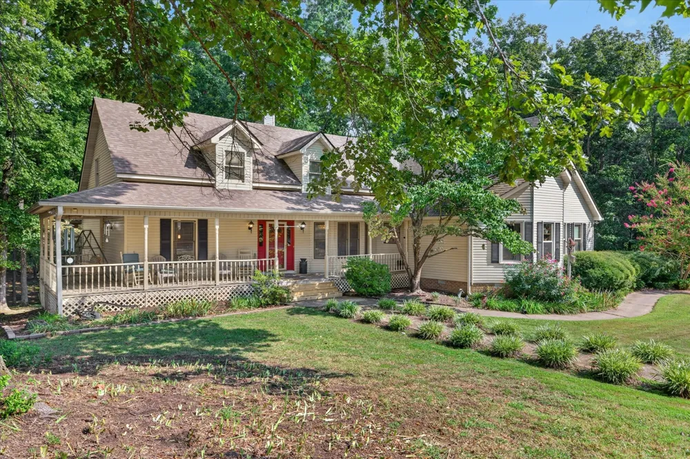 175 Castleton Cv Paris, TN 38242