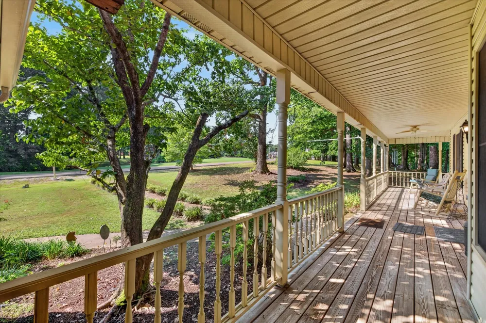 175 Castleton Cv Paris, TN 38242