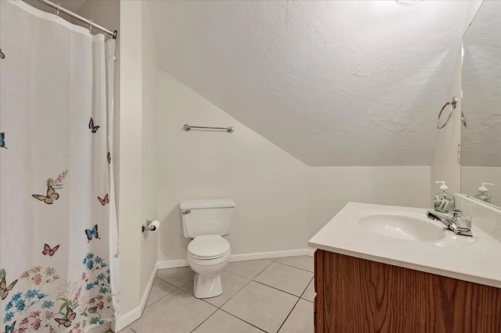175 Castleton Cv Paris, TN 38242