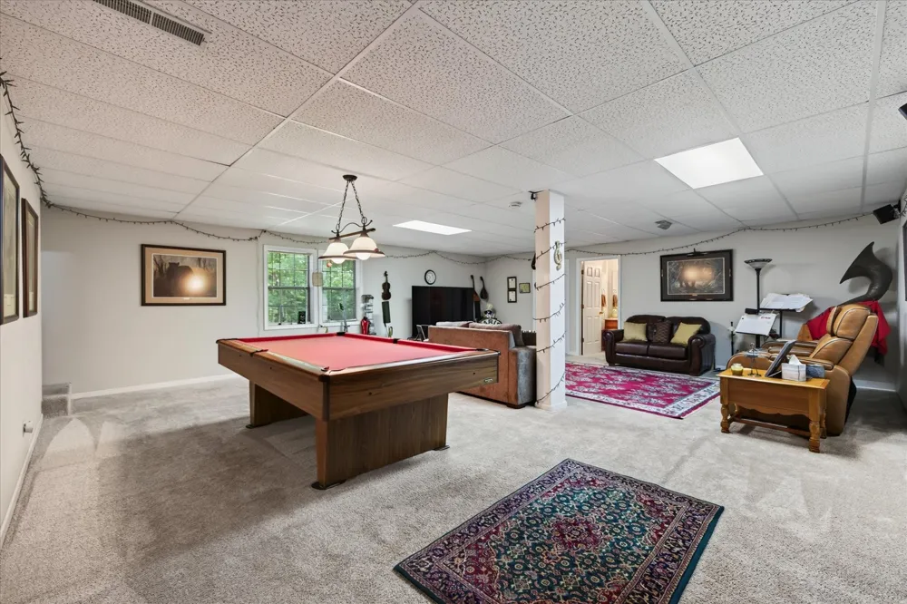 175 Castleton Cv Paris, TN 38242