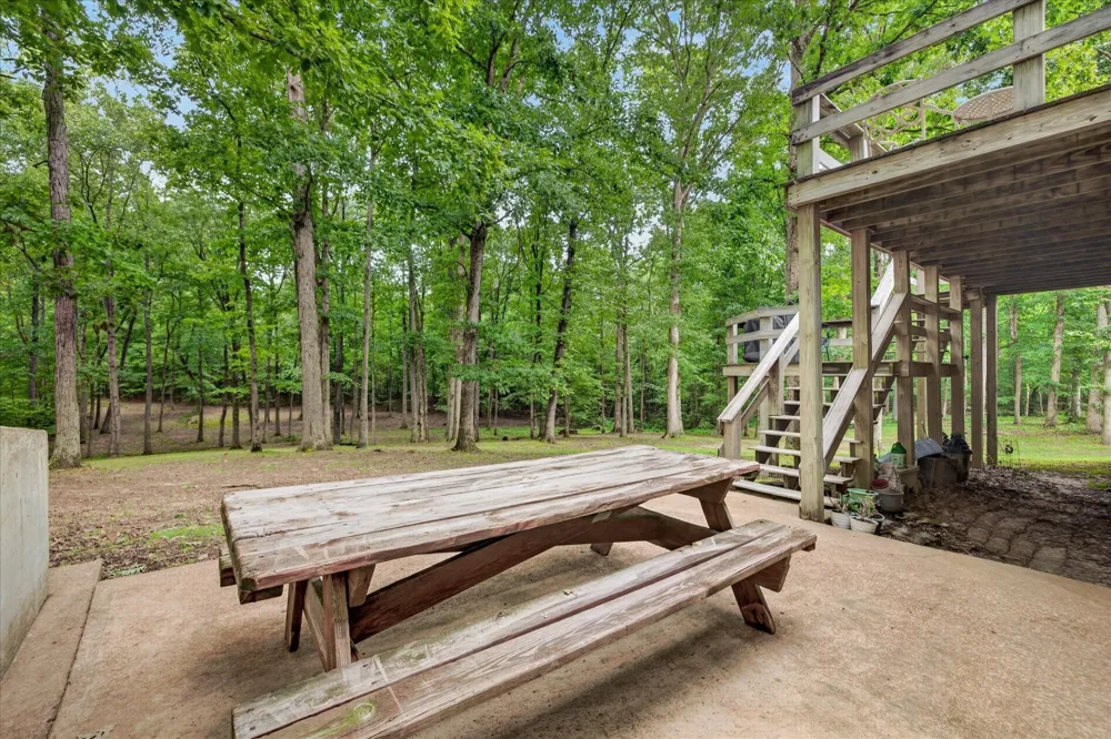 175 Castleton Cv Paris, TN 38242
