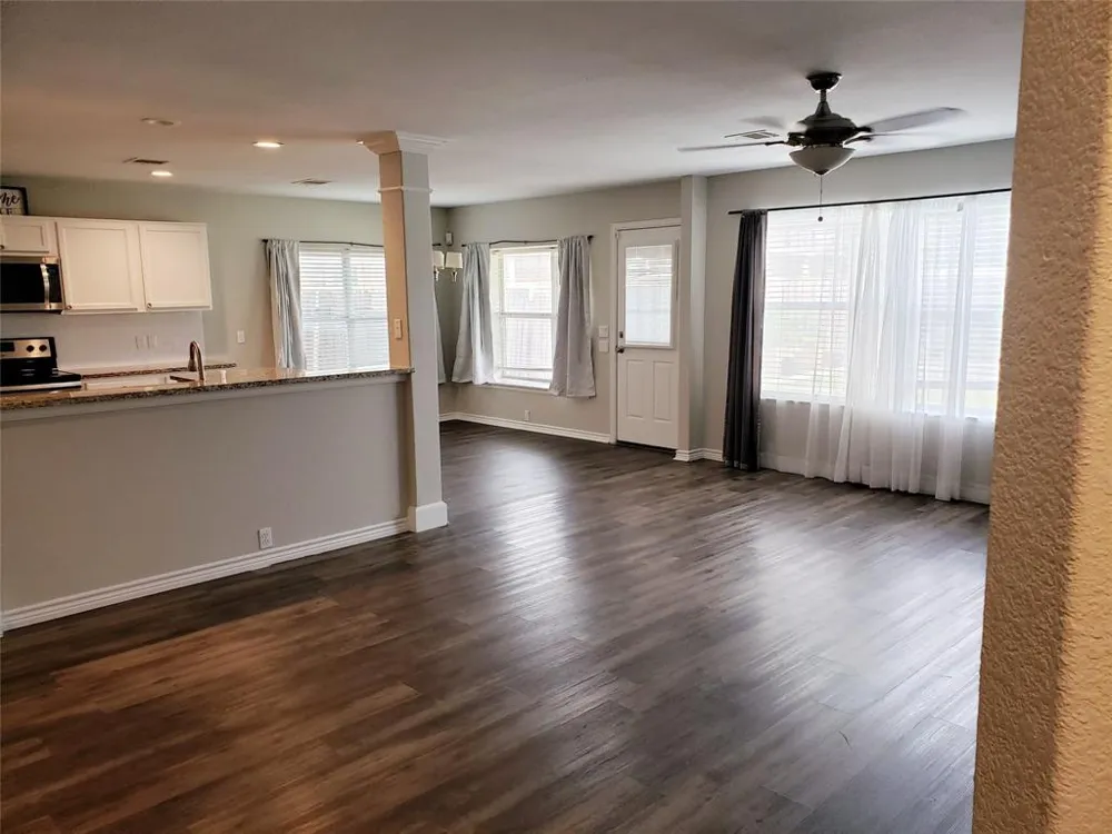 116 Killdeer Lane Leander, TX 78641