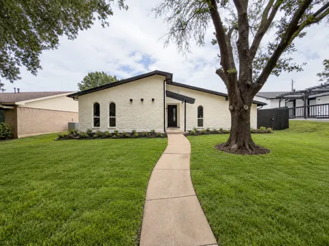 3406 Country Club Drive