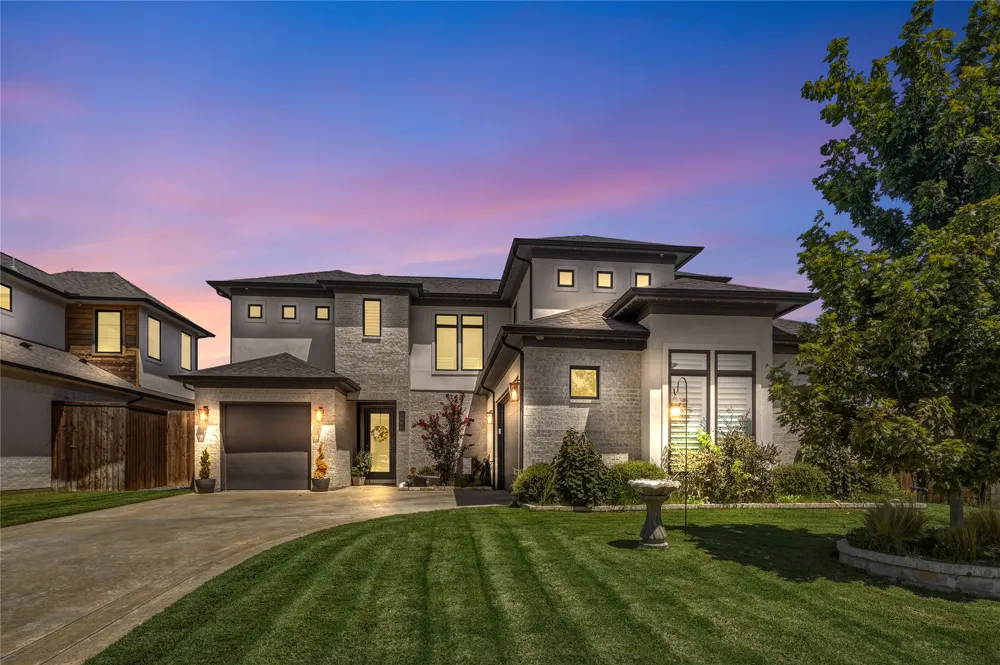 2080 Holt Way Grapevine, TX 76051