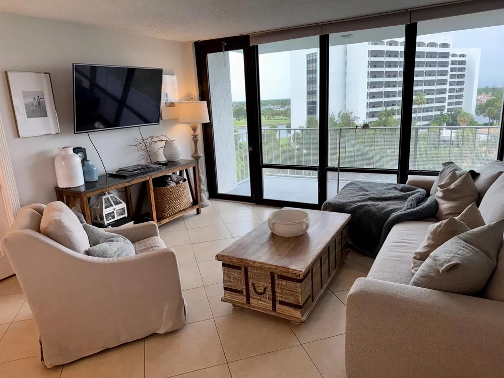 336 Golfview Road #718 North Palm Beach, FL 33408
