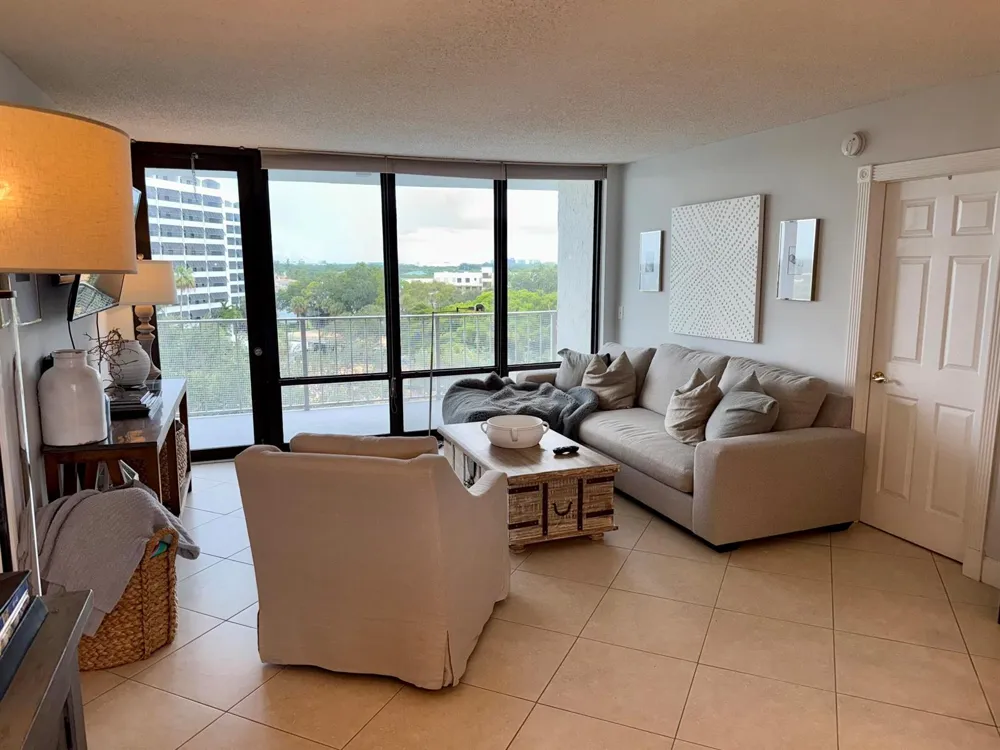 336 Golfview Road #718 North Palm Beach, FL 33408