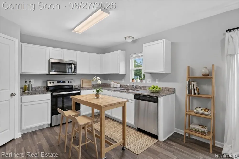 424 Saddlebrook Drive Linden City, MI 48451