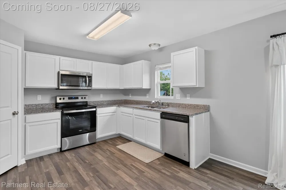424 Saddlebrook Drive Linden City, MI 48451