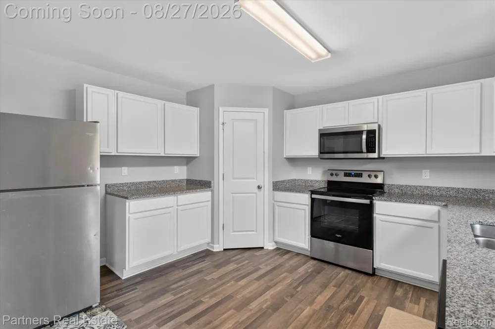 424 Saddlebrook Drive Linden City, MI 48451