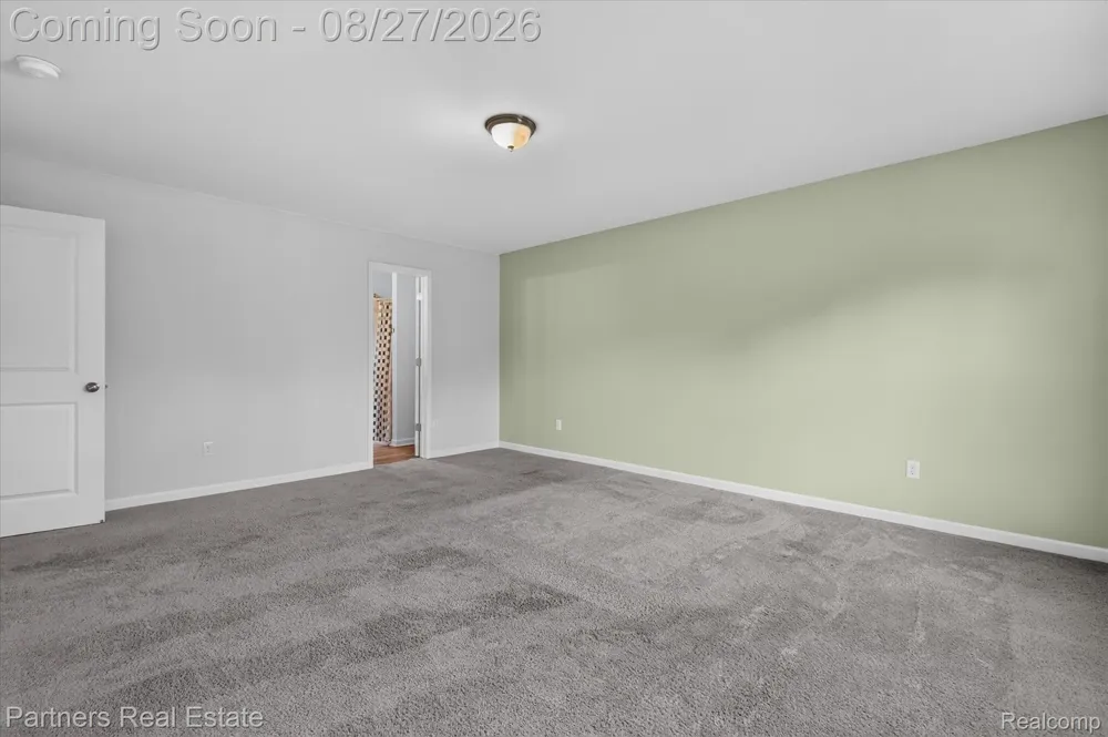 424 Saddlebrook Drive Linden City, MI 48451