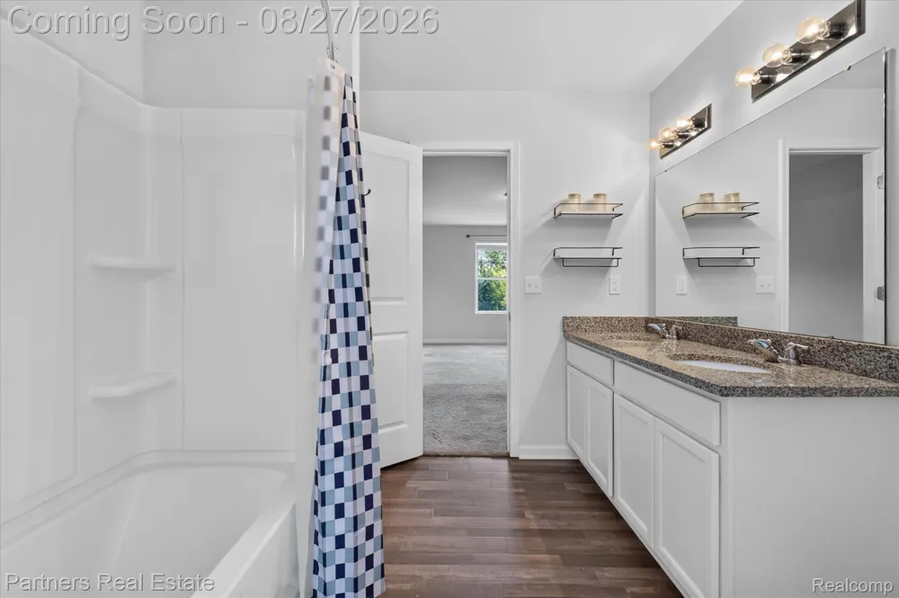 424 Saddlebrook Drive Linden City, MI 48451