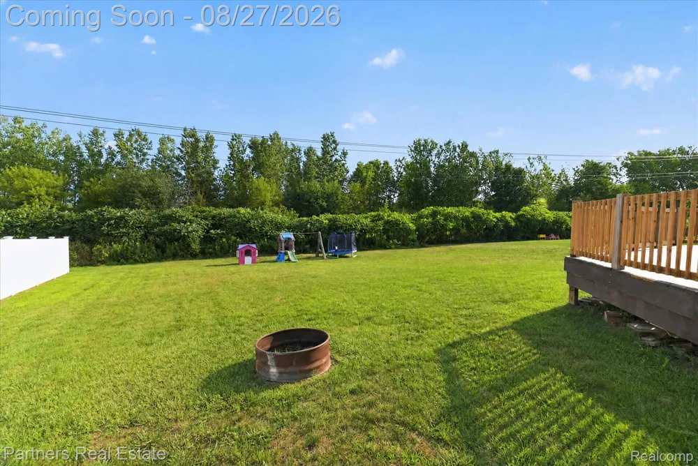 424 Saddlebrook Drive Linden City, MI 48451
