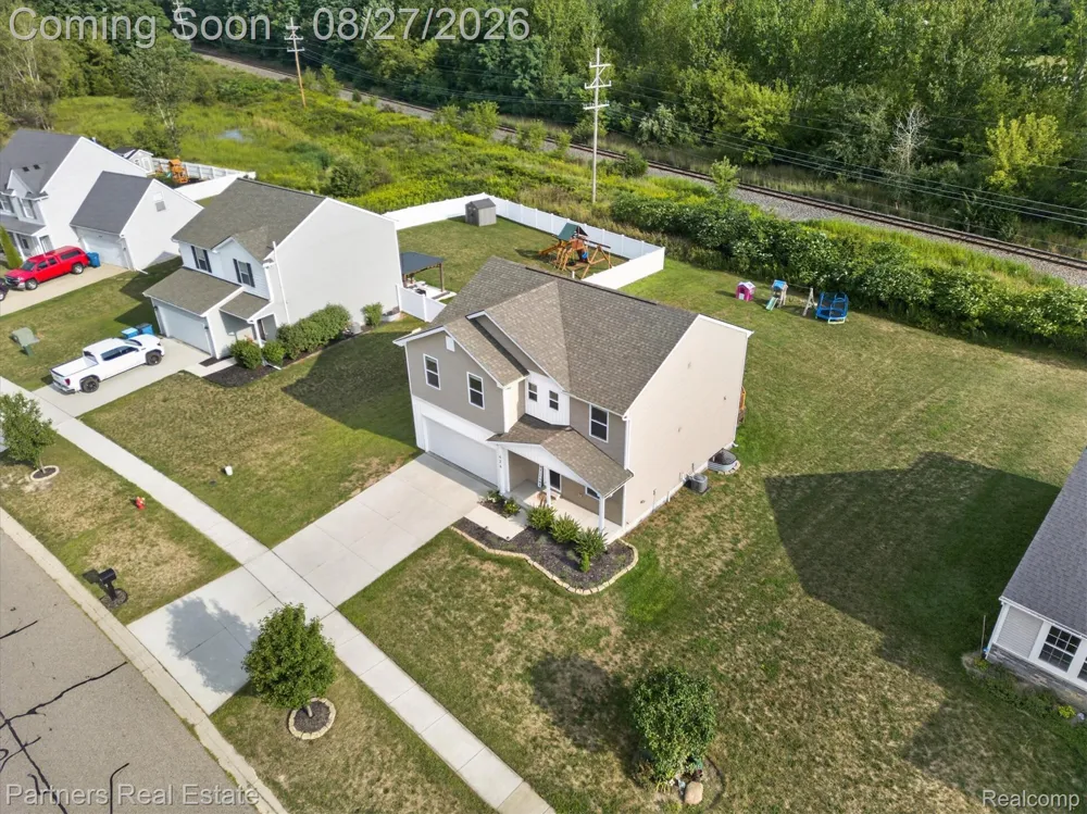 424 Saddlebrook Drive Linden City, MI 48451
