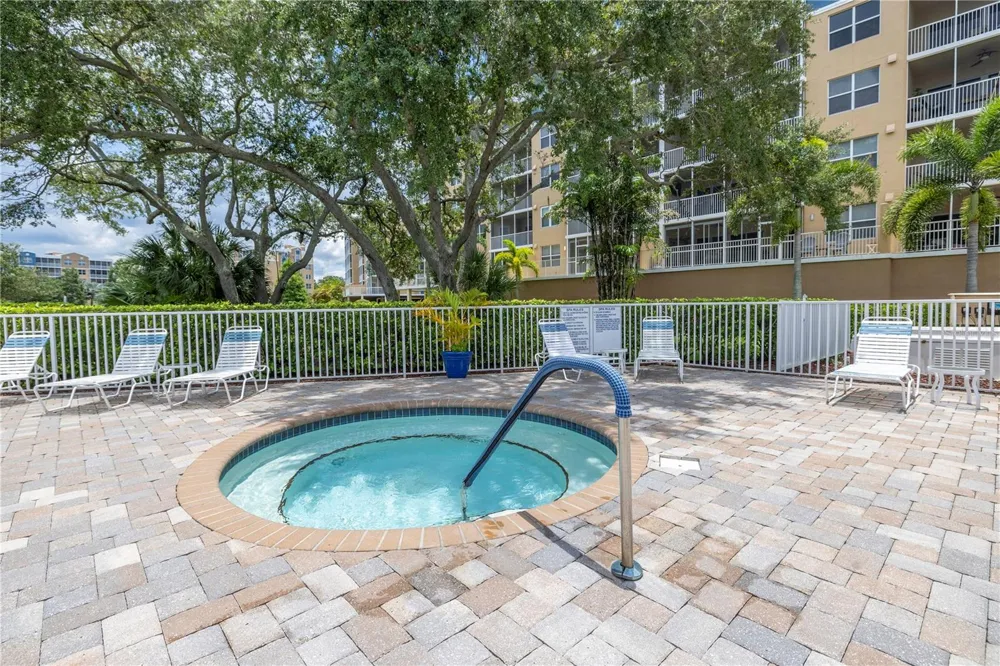 960 STARKEY ROAD #2202 Largo, FL 33771