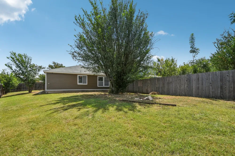 1611 Lantern Light Drive Round Rock, TX 78681