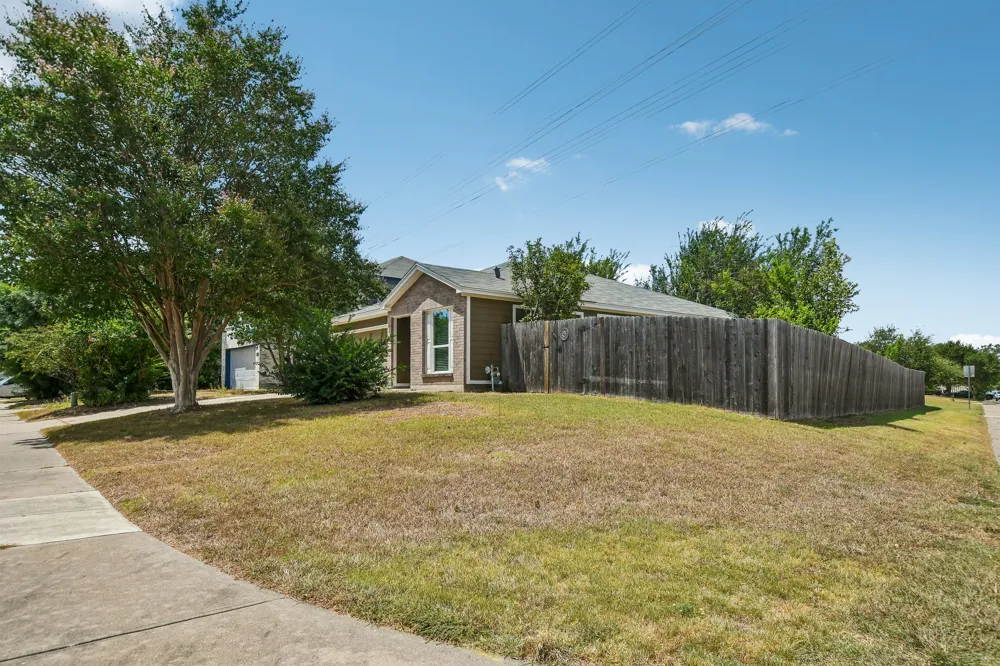 1611 Lantern Light Drive Round Rock, TX 78681
