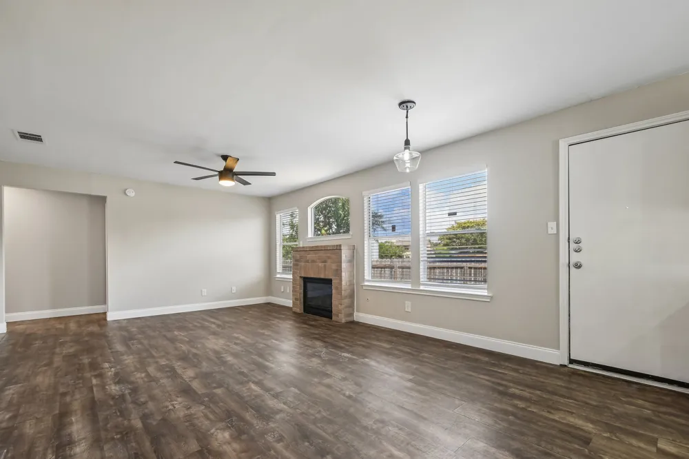 1611 Lantern Light Drive Round Rock, TX 78681