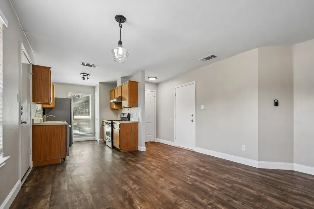 1611 Lantern Light Drive Round Rock, TX 78681