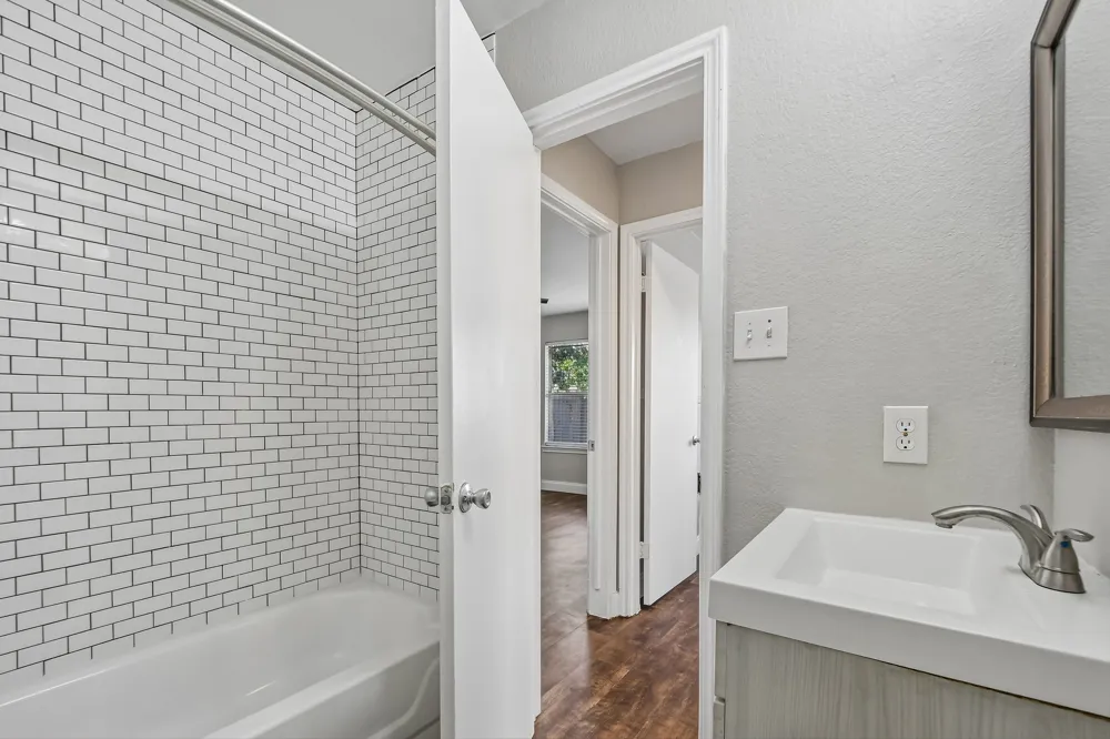 1611 Lantern Light Drive Round Rock, TX 78681