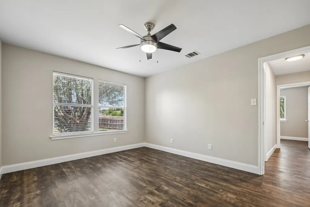 1611 Lantern Light Drive Round Rock, TX 78681