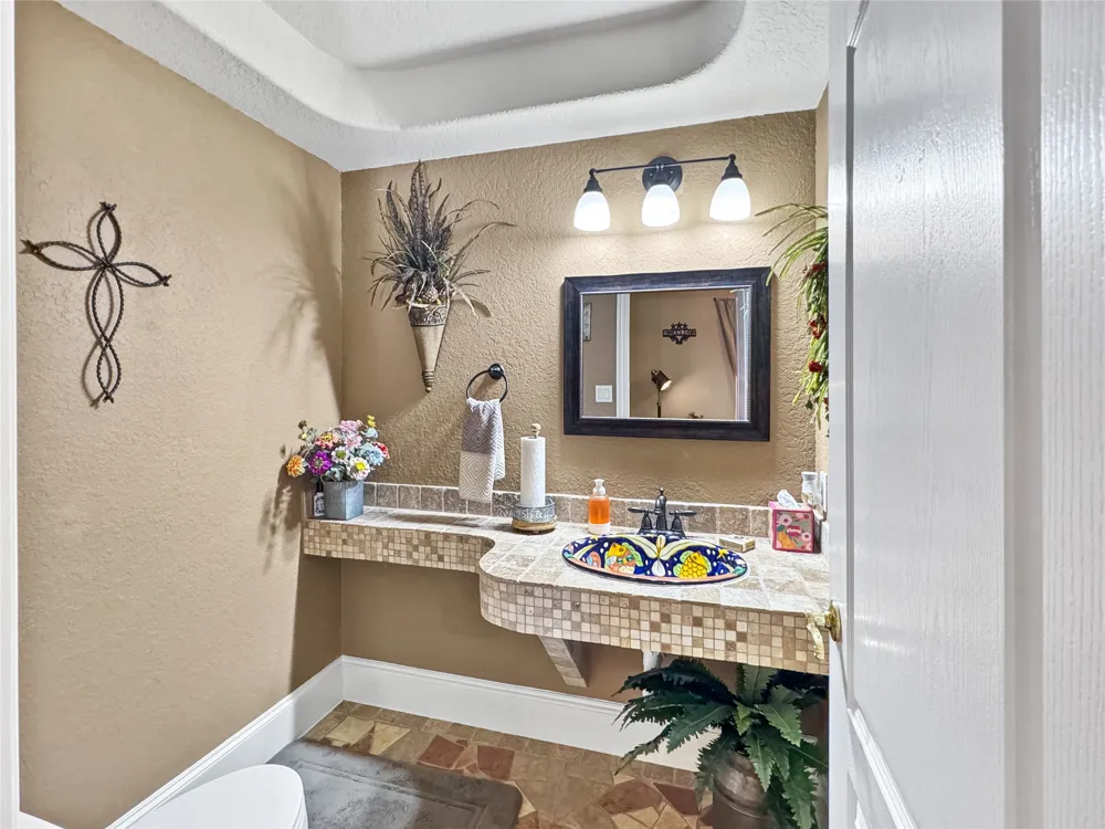 7205 Muirfield Drive Cleburne, TX 76033