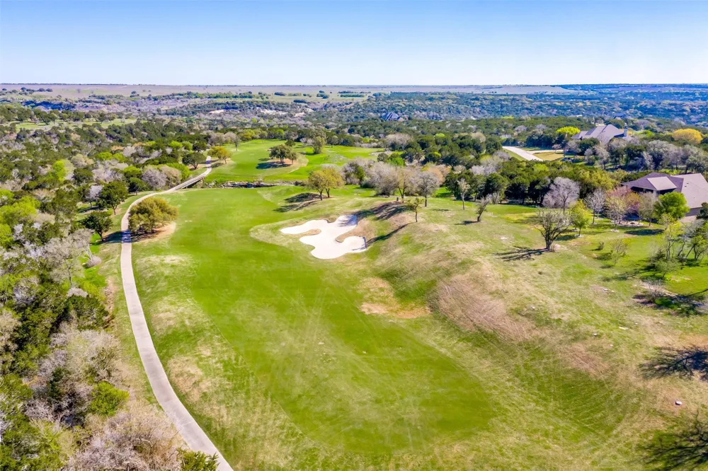 7205 Muirfield Drive Cleburne, TX 76033