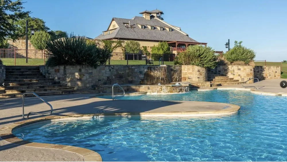 7205 Muirfield Drive Cleburne, TX 76033