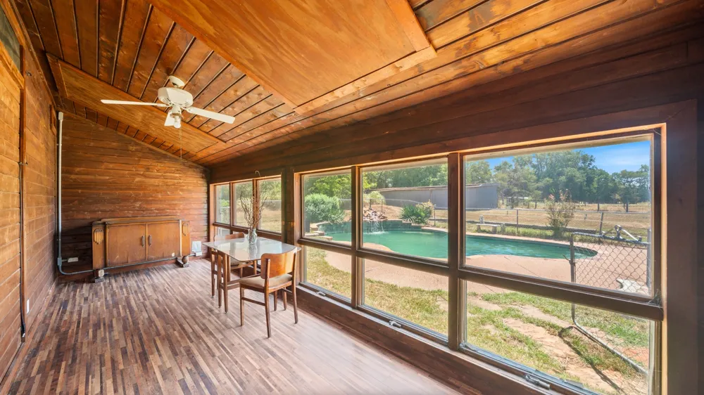 8266 Fm 17 Grand Saline, TX 75140