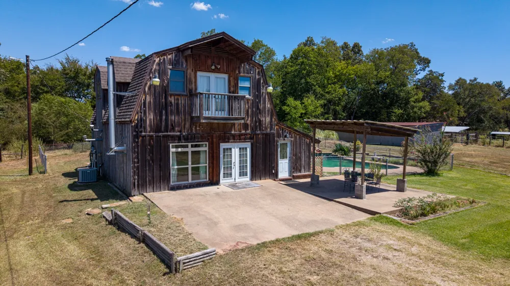 8266 Fm 17 Grand Saline, TX 75140