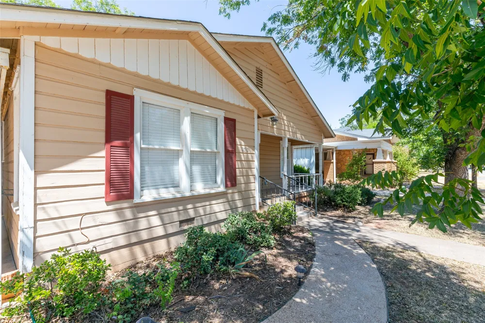 1010 Albany Street Abilene, TX 79605