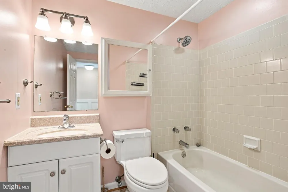 40 TEAL COURT La Plata, MD 20646