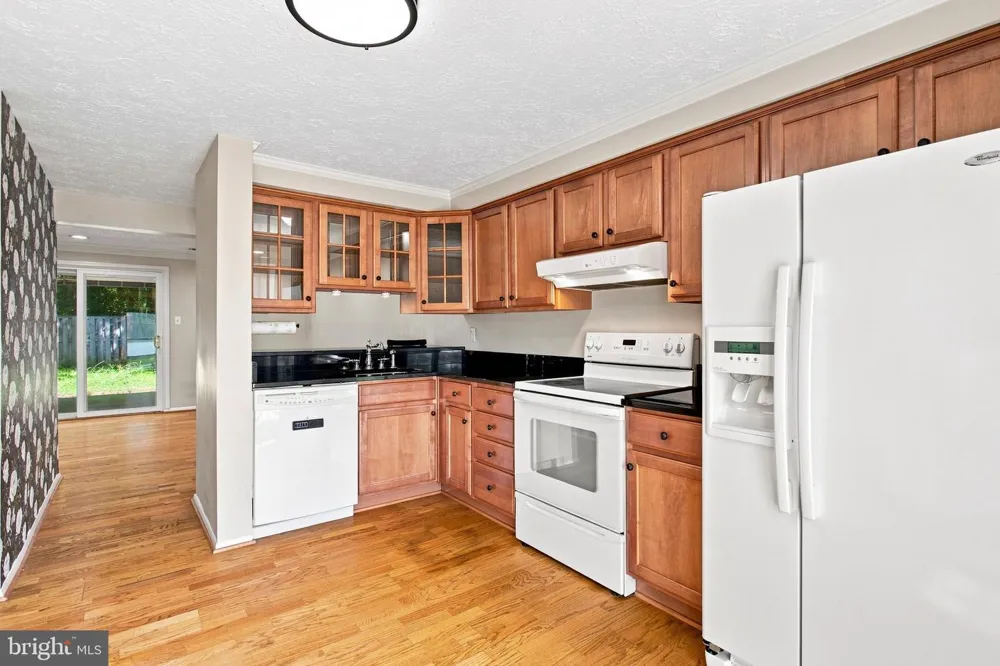 40 TEAL COURT La Plata, MD 20646