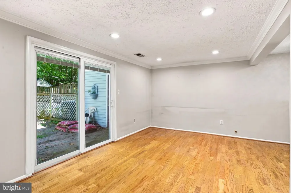 40 TEAL COURT La Plata, MD 20646