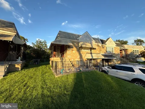 7923 ANITA DRIVE