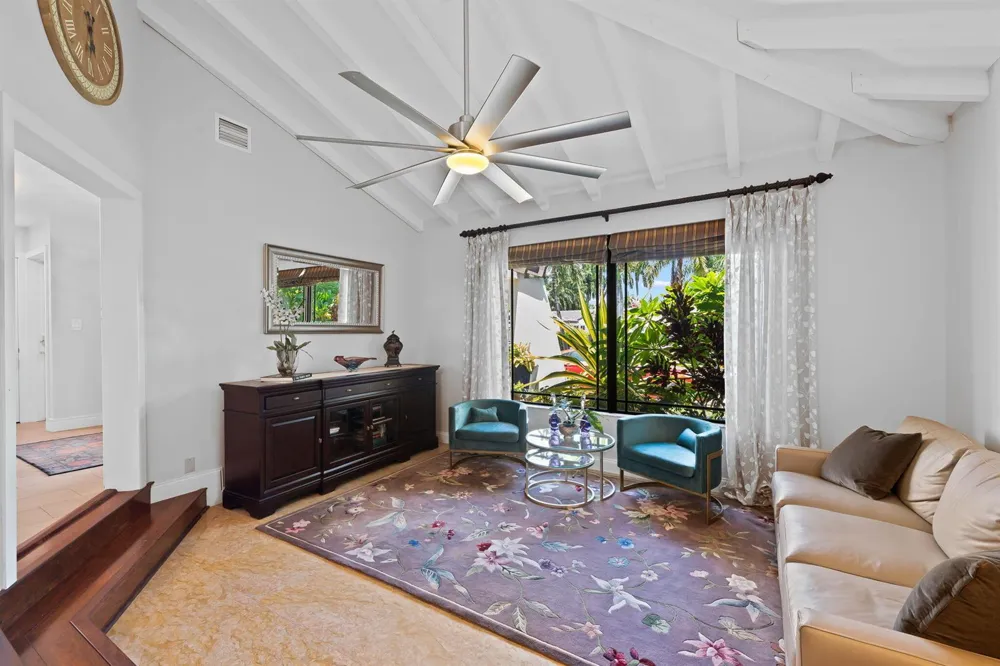 1230 TAYLOR STREET Hollywood, FL 33019