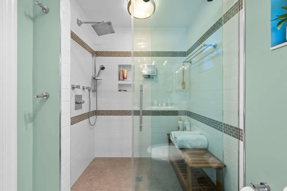 1230 TAYLOR STREET Hollywood, FL 33019