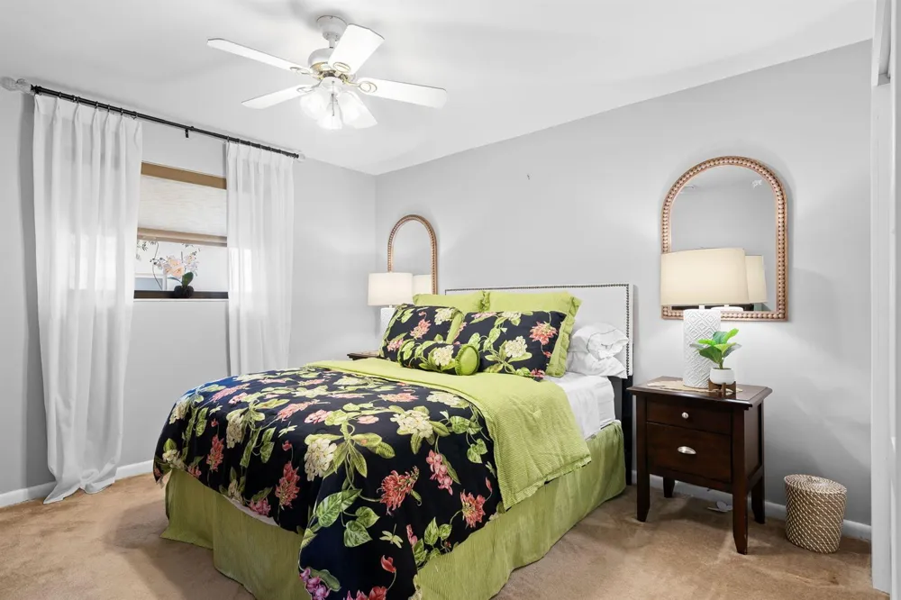 1230 TAYLOR STREET Hollywood, FL 33019