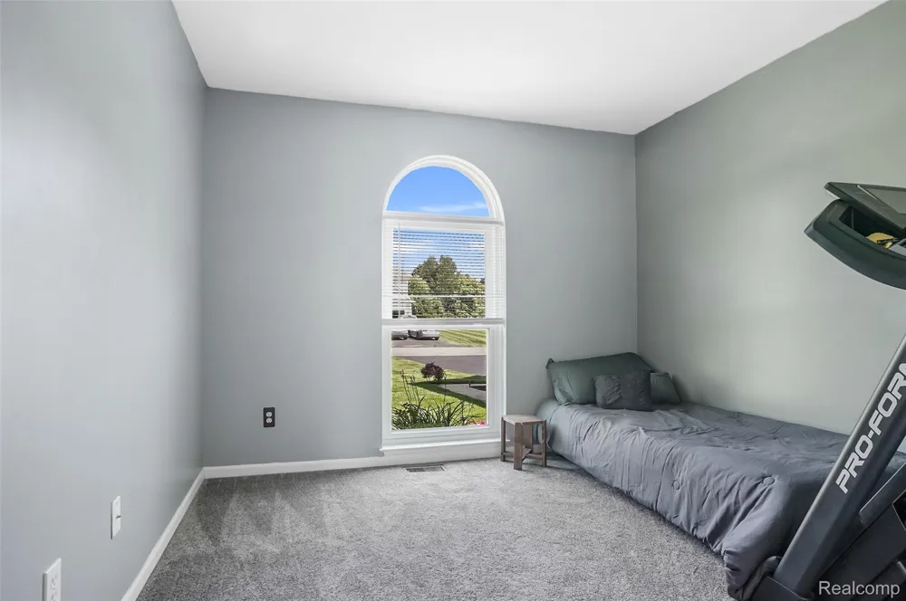 2905 Saddlebrook Court Putnam Township, MI 48169