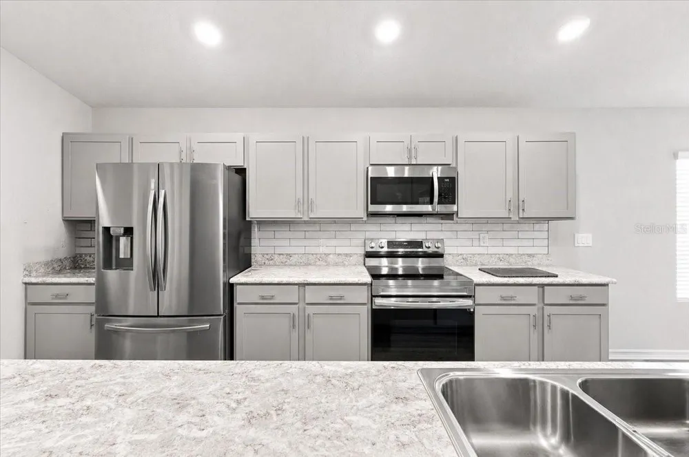7342 LIBERTY ROAD Lakeland, FL 33809