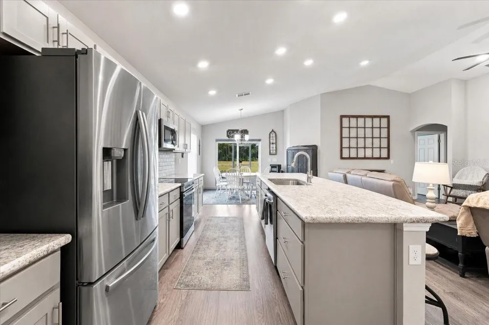 7342 LIBERTY ROAD Lakeland, FL 33809