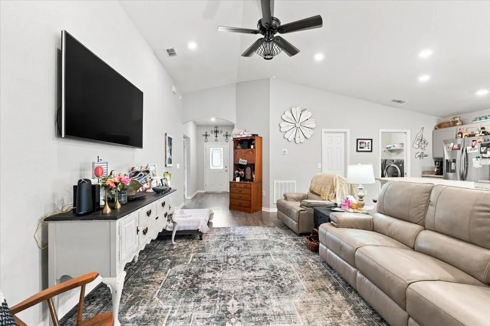 7342 LIBERTY ROAD Lakeland, FL 33809