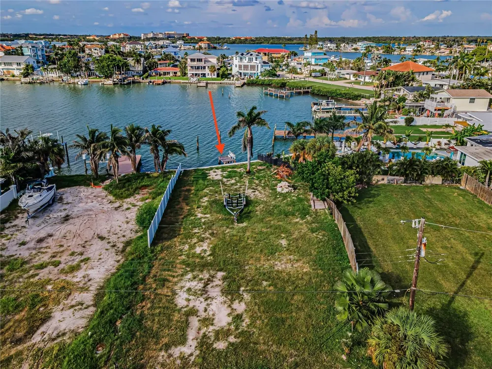 14035 E PARSLEY DRIVE Madeira Beach, FL 33708