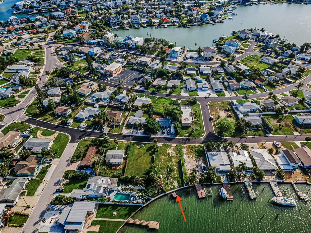 14035 E PARSLEY DRIVE Madeira Beach, FL 33708