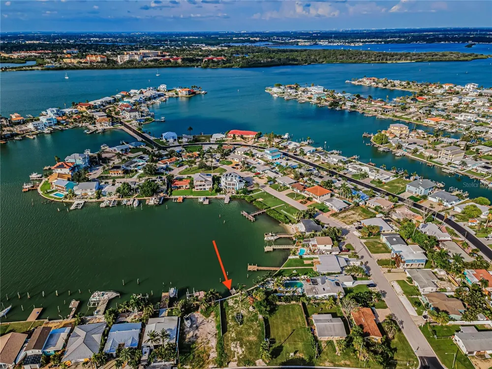14035 E PARSLEY DRIVE Madeira Beach, FL 33708