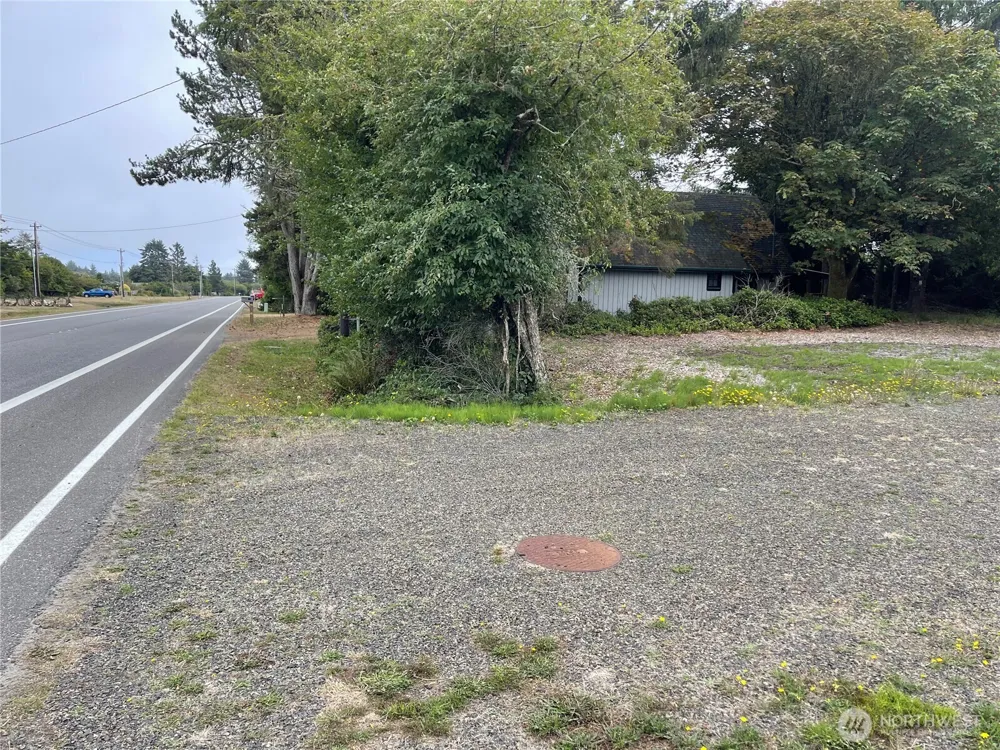 549 Point Brown Avenue SW Ocean Shores, WA 98569
