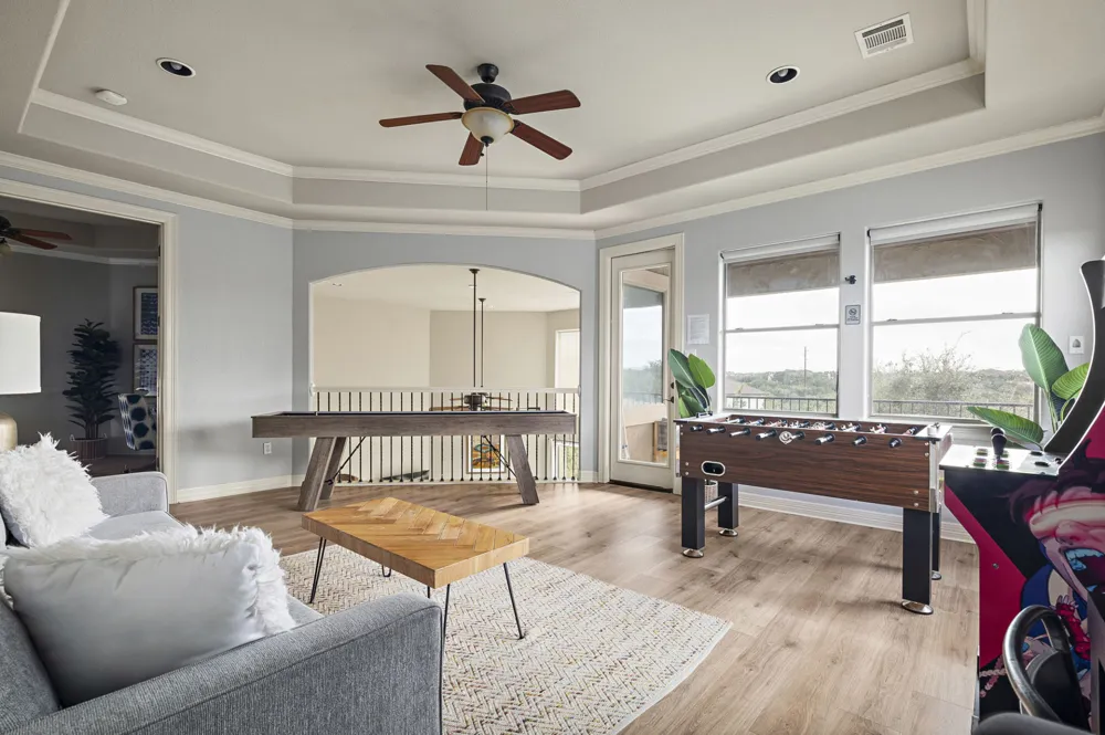 5001 McIntyre Circle Austin, TX 78734