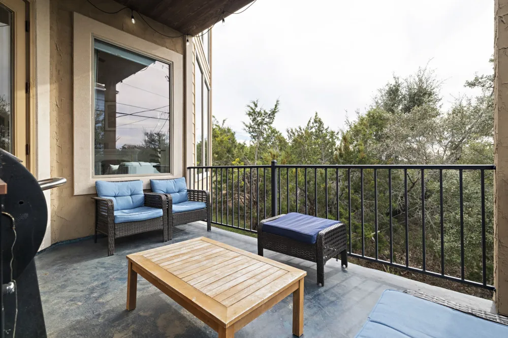 5001 McIntyre Circle Austin, TX 78734