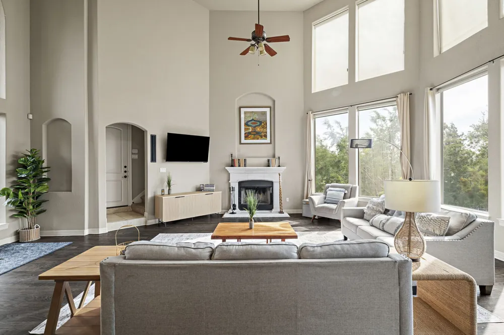 5001 McIntyre Circle Austin, TX 78734