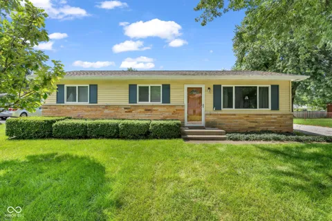 3230 Redwood Drive