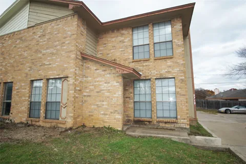 5719 Red Cactus Court